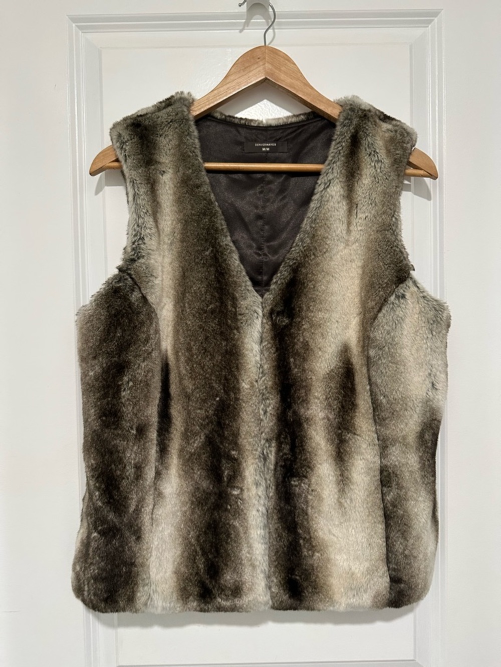 Faux Fur Vest in Taupe, Brown and Gray Women’s Size Medium